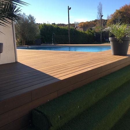 Appartamento Mas Jasmin Rochefort-du-Gard Esterno foto